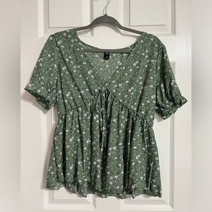 NWOT Shein Curve - Green Floral Blouse